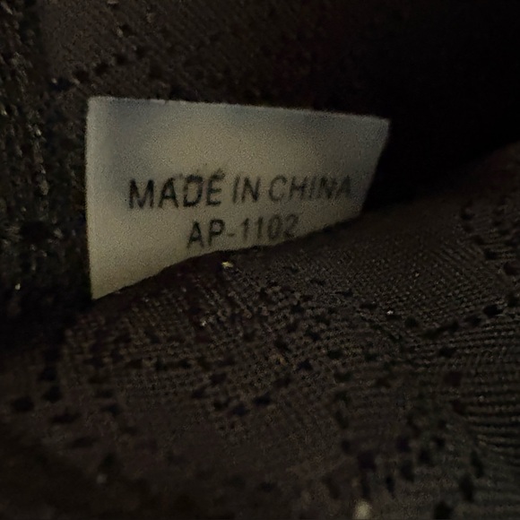 RARE Vintage Michael Kors Black Leather Silver Tone Mini Flap Wallet w/Key Ring - Picture 12 of 12